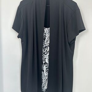 🩷 Elegant Black Open Cardigan with Printed Inner Top